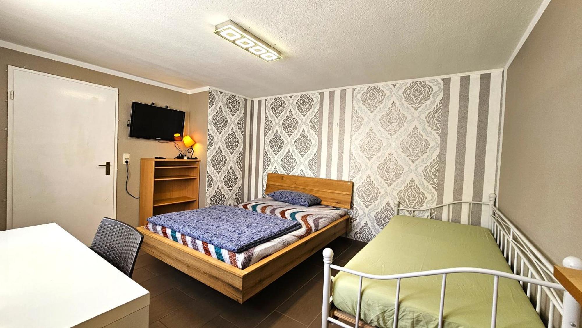 Gruendauer Monteurwohnung/Studentenwohnung Eksteriør billede